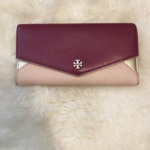 Tory Burch Robinson Wallet